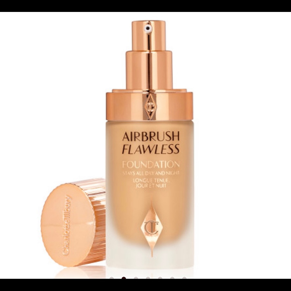 Charlotte Tilbury Airbrush Flawless Foundation in 8W
